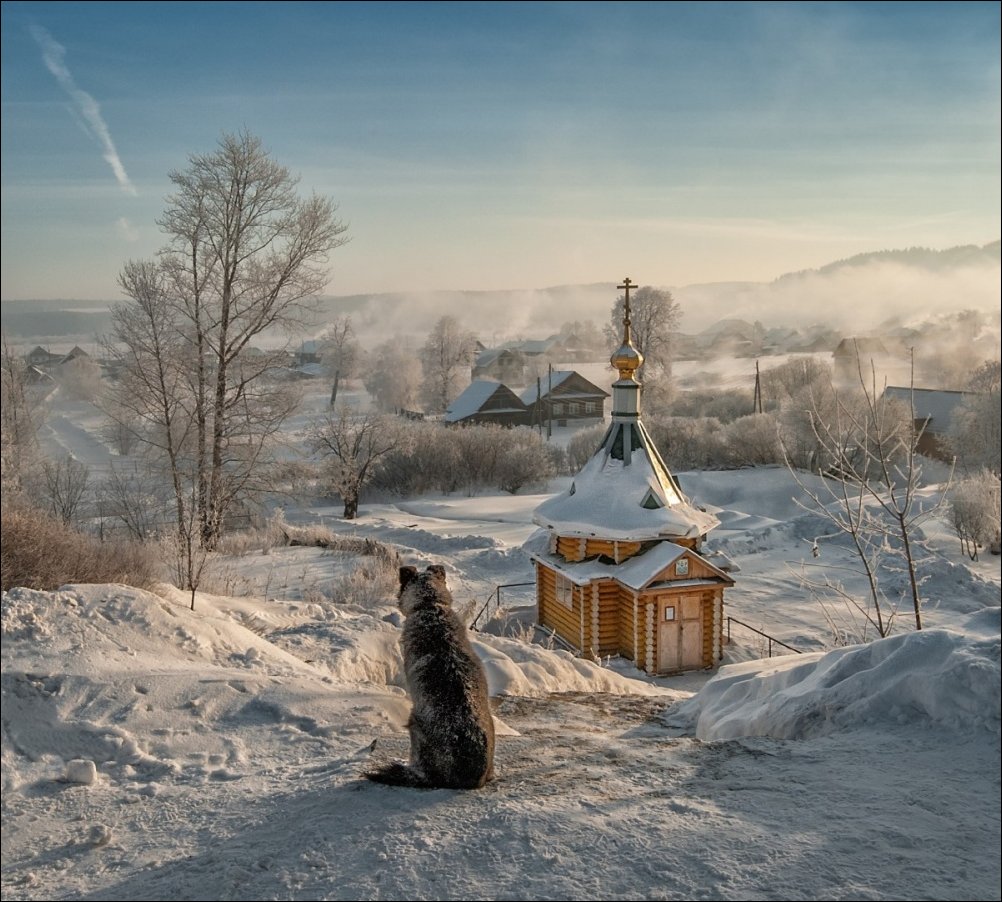 Зима. мороз. часовня. деревня. красивая фотография.